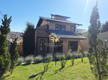 Casa · 200m² · 2 Quartos · 2 Vagas · # Casa de Alto Padrão à Venda com Piscina e Vista para as Montanhas – Poços de Caldas