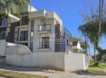 Casa · 165m² · 3 Quartos · 2 Vagas · Sobrado triplex de 166 m² privativo com 3 dormitór