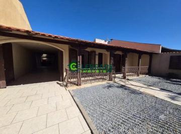 Casa · 200m² · 3 Quartos · 5 Vagas · CASA TÉRREA NO BACACHERI!! 03 QTOS,02 SUÍTES,CHURRAS,CNJT SOLAR