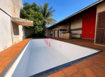 1e8e0c58f8b20529d59c5b8f5e9e797febbde50f · Casa à Venda com 03 Quatros sendo 01 Suíte no Bairro Campos Elíseos em Ribeirão Preto com Piscina.