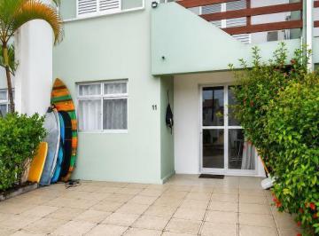 Casa · 99m² · 3 Quartos · 3 Vagas · Sobrado em Condominio Clube – Guaratuba-PR