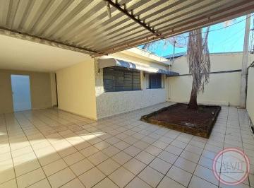 Casa · 200m² · 3 Quartos · 2 Vagas · Casa para alugar em Tucura de 200.00m² com 3 Quartos e 2 Garagens