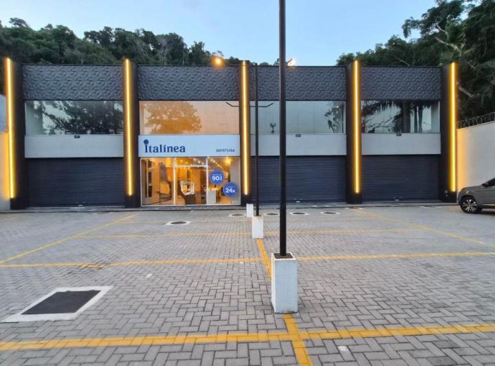 Foto do imóvel - - 3 Lojas comerciais prontas c/ 190 m2 de área construída