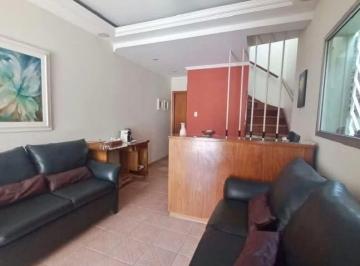 Comercial · 170m² · 1 Vaga · Casa comercial na Rua Cristóvão Pereira, 1710 • 170 m²