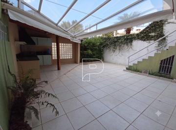 Casa · 305m² · 3 Quartos · 3 Vagas · Casa de Condomínio para venda e aluguel em Pinus Village de 305.00m² com 3 Quartos, 1 Suite e 3 Gara
