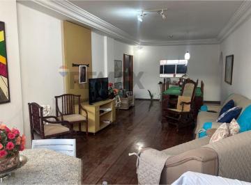 Apartamento · 132m² · 3 Quartos · 1 Vaga · Três quartos em Boa Viagem: Conforto e Praticidade