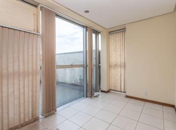 Casa · 54m² · 2 Quartos · Conjunto comercial no bairro Floresta com terraço privativo DESOCUPADO