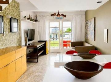 Foto 01 · Casa em Condomínio de Luxo na Praia do Forte com 4 Quartos 2 Suítes 2 Salas 4 Banheiros 120m² Mata
