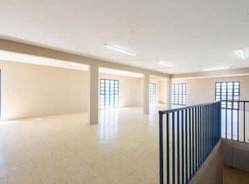 Comercial · 345m² · Projetado para empresas que não cabem no comum.