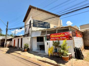 Casa de 3 quartos, Vila Planalto · Casa de esquina Vila Planalto - SOBRADO