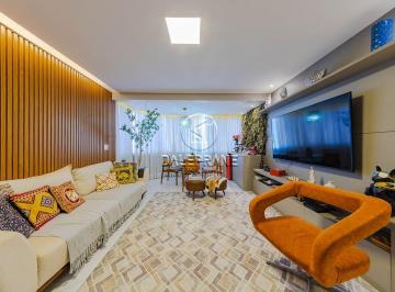 Apartamento de 3 quartos, Brasília · ASA NORTE - REFORMADO- 3 QUARTOS - SUITE - ANDAR ALTO - VAZADO - 1 VAGA