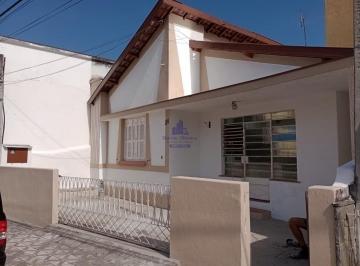 Foto 01 · Casa para locação em Taubaté-SP: 2 quartos, 2 salas, 1 banheiro, 1 vaga de garagem, 90 m² no Alto de