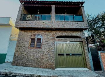 Foto 01 · Casa, Centro, Alfenas, MG