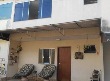 Apartamento de 2 quartos, Taguatinga · Apartamento duplex c/ perfil de casa .