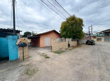 Casa de 3 quartos, Juquitiba · Casa à Venda no Centro de Juquitiba – Pronta para Morar e com Excelente Quintal