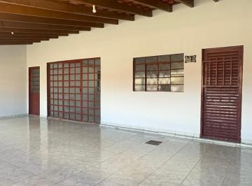 Casa de 3 quartos, Cidade Ocidental · Casa no centro de Cidade Ocidental