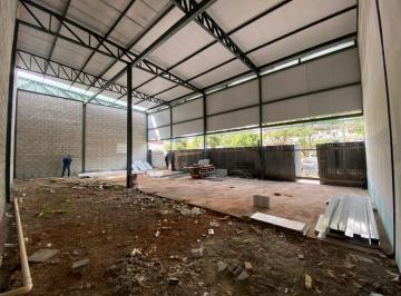 Comercial , Águas Claras · ALUGO GALPÃO COM PE DIREITO DUPLO NA QUADRA 301 LOTE 02 - AO LADO DA ACADEMIA CORPO E SAÚDE!