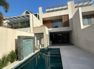 Casa de 5 quartos, Rio de Janeiro · Magnífica casa de alto padrão, projeto contemporâneo, primeira locação com 5 suites.