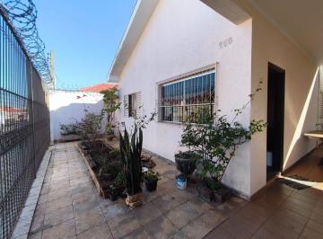 Foto 01 · Casa na Vila Santos Dumont por 380 mil
