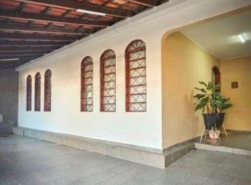 Casa de 4 quartos, Brasília · Casa Ampla no Guará I – 300 m² | 4 Quartos + 2 Apartamentos | Aceita Financiamento