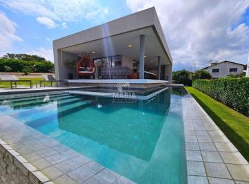 Casa de 5 quartos, Gravatá · Casa de condomínio com 05 suítes e piscina privativa à venda em Gravatá/PE!