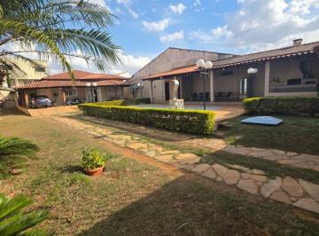 Casa de 4 quartos, Vicente Pires · Rua 05, casa de 800 m² com 4 quartos para aluguel em Vicente Pires
