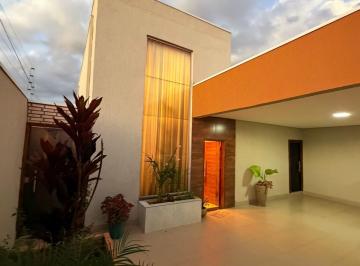 Casa de 4 quartos, Taguatinga · Linda Casa Moderna - 4 quartos - 2 Suítes - 4 Vagas