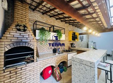 terraimoveisrj-linda-residencia-no-arsenal-com-3-quartos-e-espaco-gourmet-f0c9fe50-3688-48d5-8a0d-6b2bfc8195eb.jpeg · Linda Residência com 3 quartos e Espaço Gourmet no condomínio Village do Moinho.