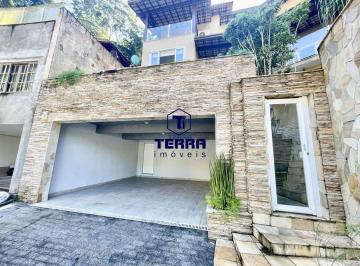 terraimoveisrj-linda-residencia-no-badu-com-6-quartos-sendo-5-suites-e-area-de-lazer-completa-ea3b6af8-11c8-407e-9d32-47786ed0cd93.jpeg · Linda residência no Badu, com 6 quartos sendo 5 suítes, área de lazer completa.