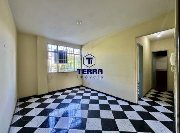 Sala · Apartamento 2 quartos e dependência no centro de Alcântara! Com elevador!