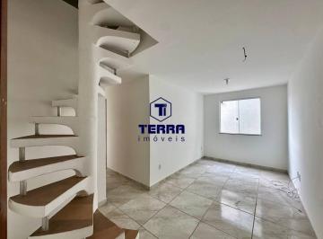 Sala · Cobertura duplex com 2 quartos e vaga na Trindade!