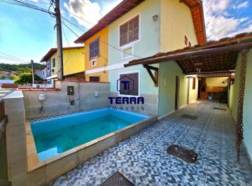 Casa · 104m² · 3 Quartos · 2 Vagas · Excelente residência de 3 quartos com suíte e quintal privativo em Maria Paula!