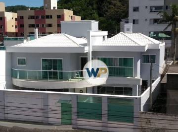 fe009158c10b3eedac8f20eb82edca16610d73c4 · Casa com 3 dormitórios à venda, 300 m² por R$ 3.000.000,00 - Nações - Balneário Camboriú/SC