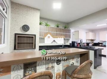 Casa de 3 quartos, Taboão da Serra · Sobrado com 189m² no Parque Jacaranda - Taboão da Serra