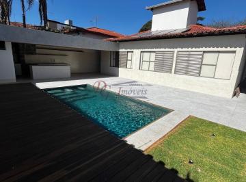 Casa · 420m² · 4 Quartos · 4 Vagas · Casa de luxo à venda no bairro Guarujá em Betim