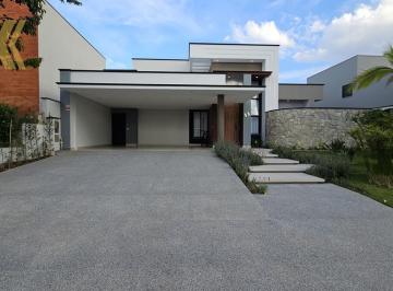 Casa · 380m² · 3 Quartos · 4 Vagas · Casa à venda em Jaguariúna, Condomínio Residencial Lago da Barra, com 3 suítes, com 380 m²