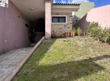 202607131612478868.jpg · Casa para Venda em Pelotas, Areal, 1 dormitório, 1 banheiro, 1 vaga