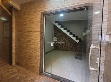 Casa · 2 Quartos · Casa com 2 Quartos para Aluguel Anual no Centro de Guarapari
