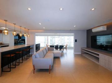 Apartamento · 198m² · 3 Quartos · 3 Vagas · Apto com 3 suítes. Espaços integrados e vista privilegiada.