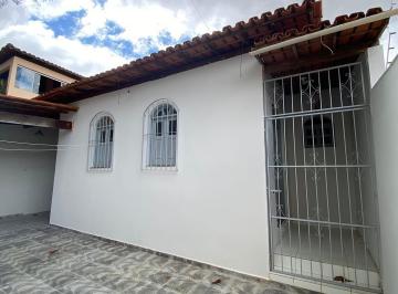 Casa · 90m² · 3 Quartos · 2 Vagas · Casa para alugar em Candeias de 90.00m² com 3 Quartos e 2 Garagens