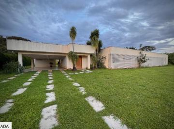 Casa 10000m² Venda Park Way · Vende-se uma casa que aprendeu a morar entre as árvores (Authoral Destilaria)