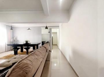 Apartamento de 2 quartos, Santos · Oportunidade no Marapé: Apartamento Totalmente Reformado e Pronto para Morar!