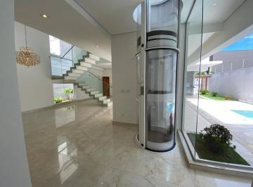 Casa · 306m² · 4 Quartos · 4 Vagas · Casa para venda em Jardim Três Colinas de 306.00m² com 4 Quartos, 4 Suites e 4 Garagens