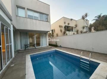 Casa · 208m² · 3 Quartos · 3 Vagas · Casa de Condomínio para alugar em Granja Viana de 208.00m² com 3 Quartos, 3 Suites e 3 Garagens