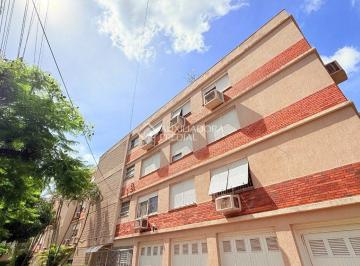 Apartamento · 100m² · 3 Quartos · 1 Vaga · Apartamento de 100m² com 03 dormitórios, 01 suíte e 01 vaga de garagem no bairro Moinhos de Vento.