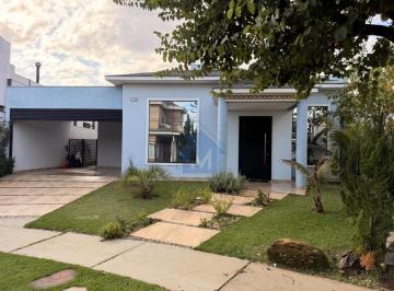 Casa · 258m² · 3 Quartos · 2 Vagas · Casa Térrea no Condomínio Terras Alpha I, com jacuzzi!