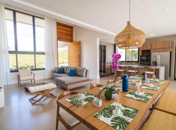 Casa de 4 quartos, São José dos Campos · Casa Em Urbanova 4 Quartos 5 Banheiros 4 Vagas