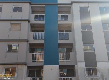 Apartamento · 45m² · 2 Quartos · APARTAMENTO EM PINHAIS! 02 QUARTS, SACADA COM CHURRASQUEIRA