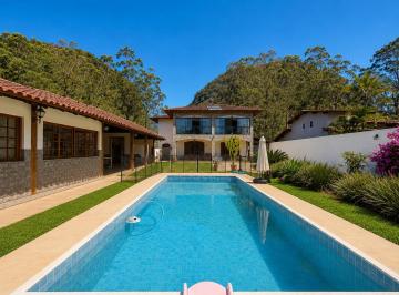 Casa · 527m² · 3 Quartos · 2 Vagas · Casa com 3 quartos no bairro Granja Guarani, Teresópolis