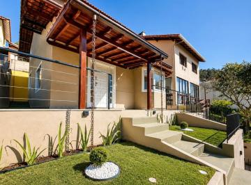 Casa · 99m² · 3 Quartos · 2 Vagas · Casa com 3 quartos no bairro de Albuquerque, Teresópolis